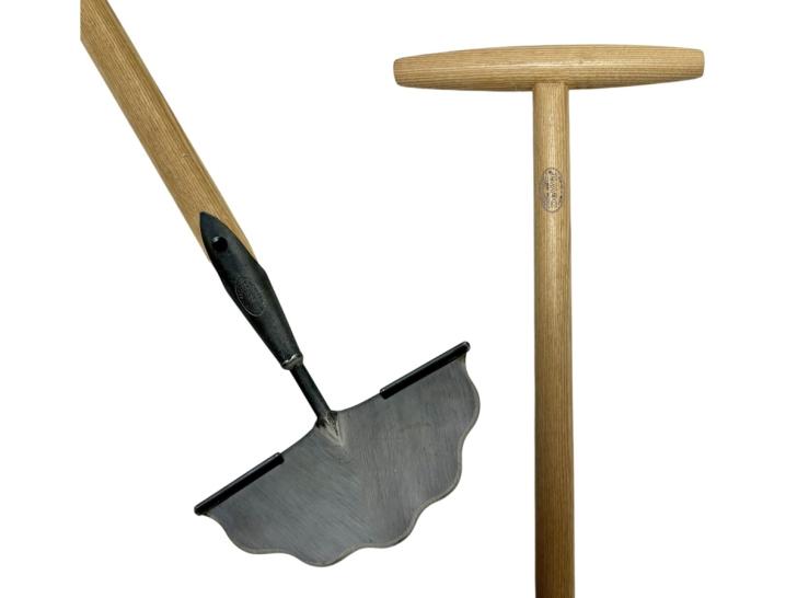 Graskantsteker gesmeed met golfsnede essen steel 850mm